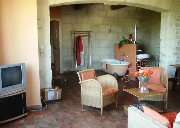Bed & Breakfast La Demeure Aubais