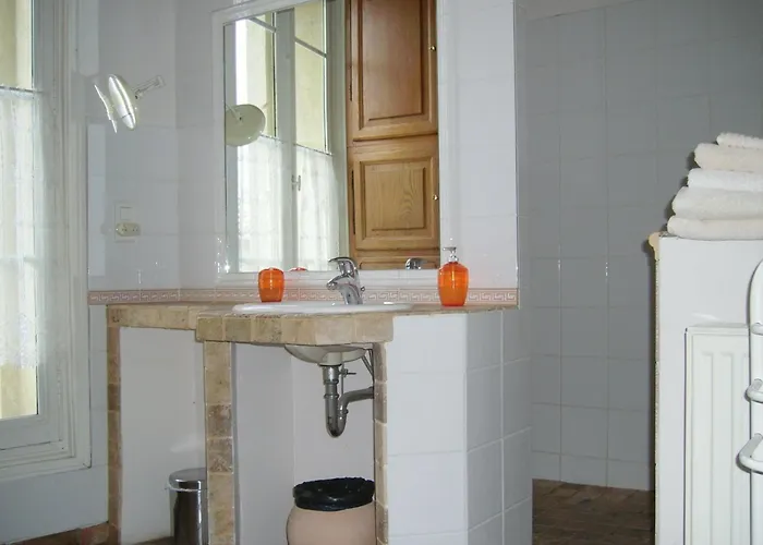 La Demeure Bed & Breakfast *